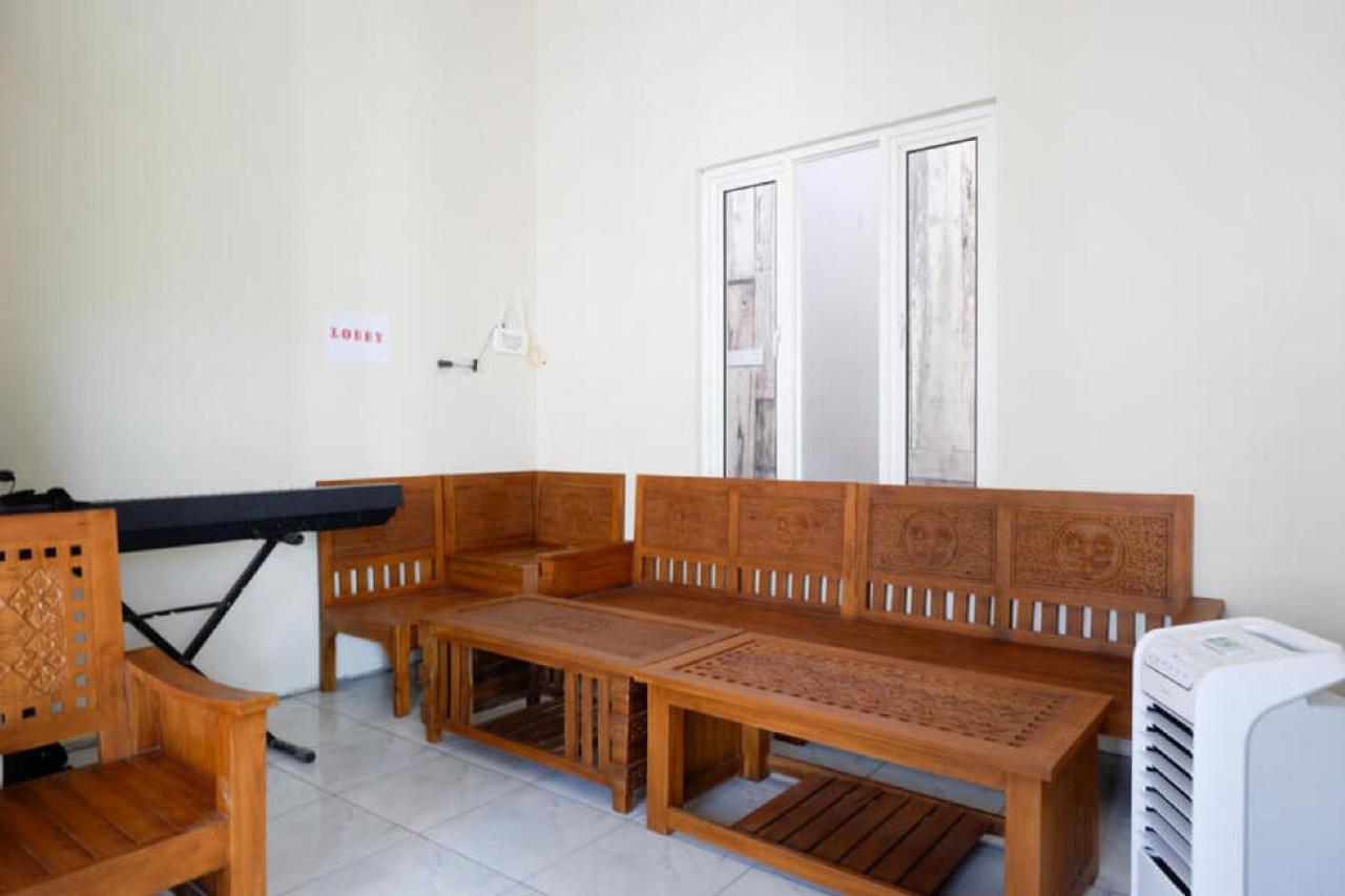 Reddoorz @ Jalan Raya Kaliwungu Selatan Kendal Hotell Exteriör bild