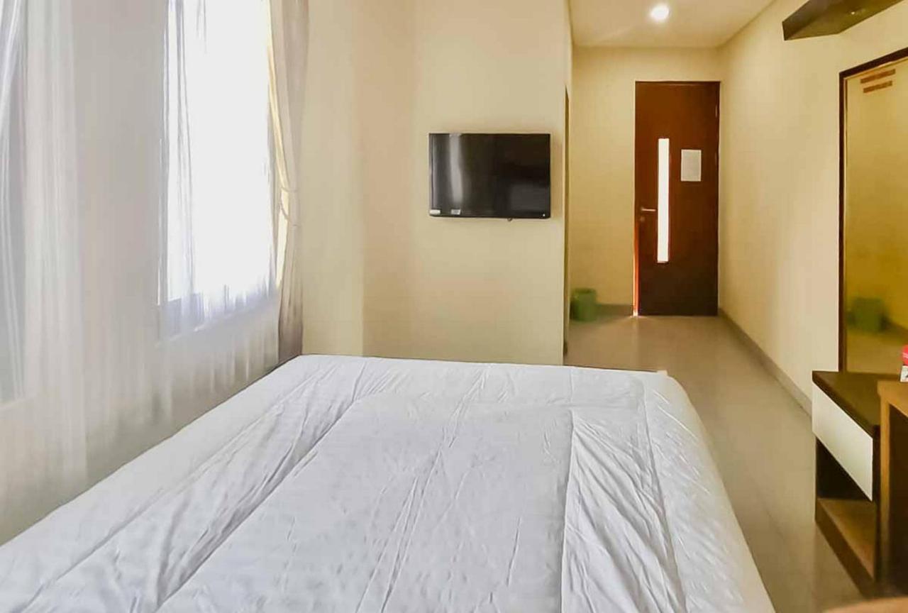 Reddoorz @ Jalan Raya Kaliwungu Selatan Kendal Hotell Exteriör bild